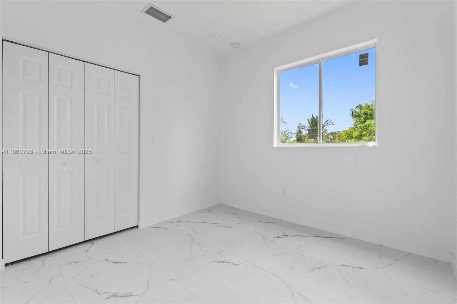  /  2830 sq. ft. $ 2025-08-20 0 Photo