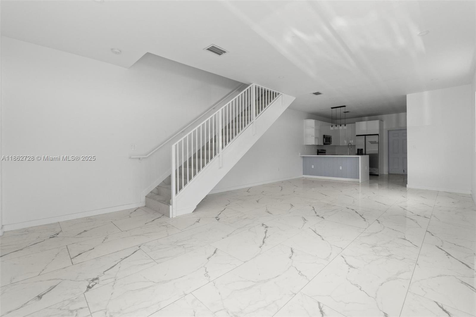   /  2830 sq. ft. $ 2025-08-20 0 Photo