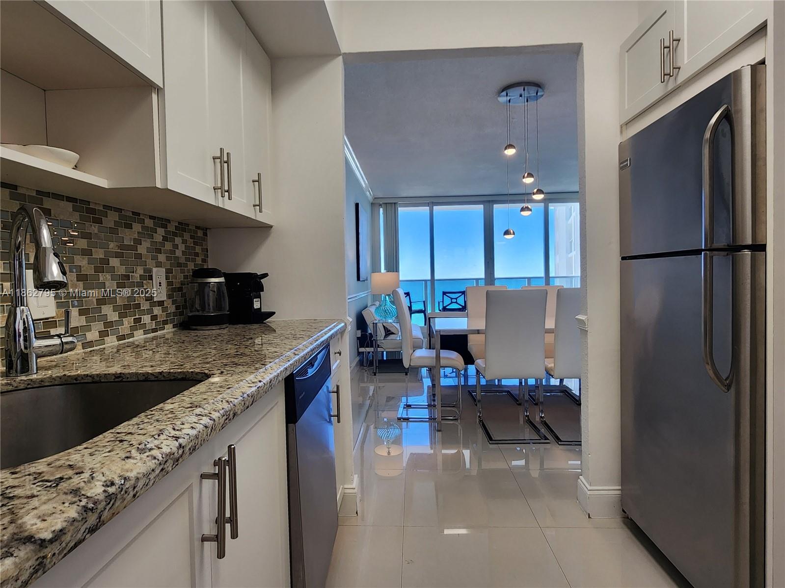 Photo of 3505 Ocean Dr  #707, Hollywood, Florida, 33019 - 