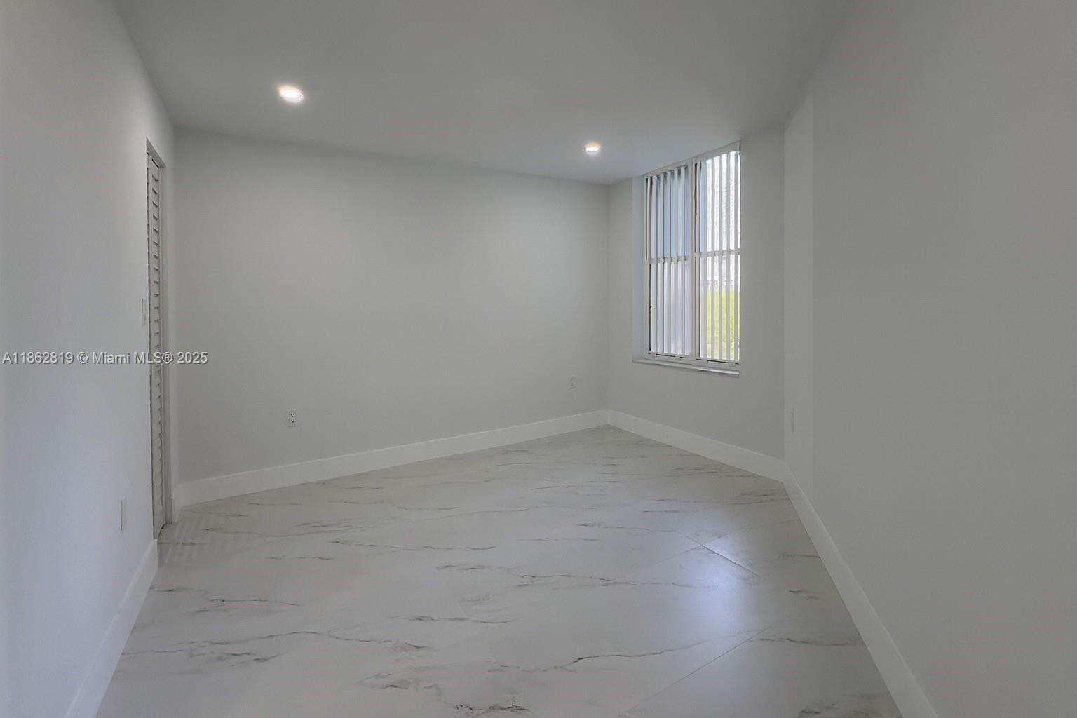 Photo of 18181 31st Ct  #505, Aventura, Florida, 33160 - 