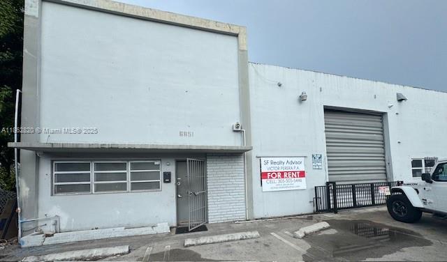 See details / sq. ft. $ 2025-09-30 0 Photo