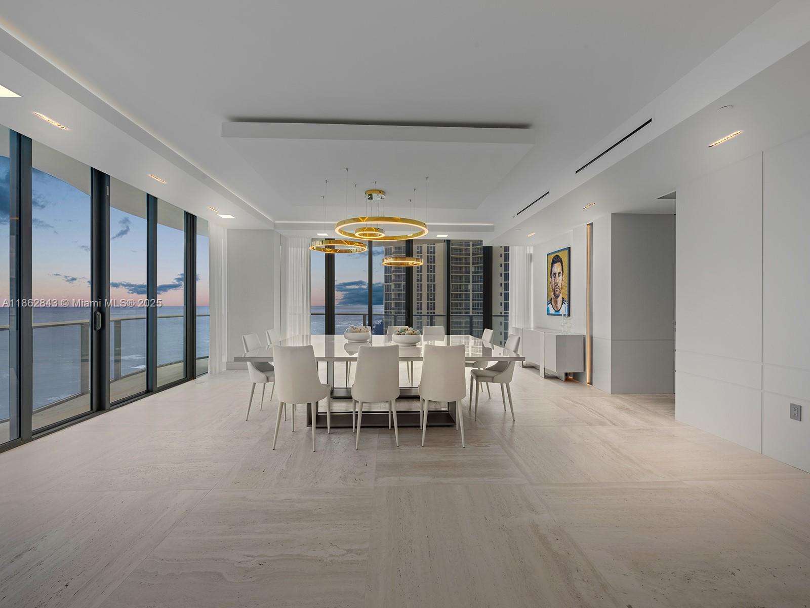 Ver detalles 9 4 / 6 4992 sq. ft. $ 2025-08-21 0 foto