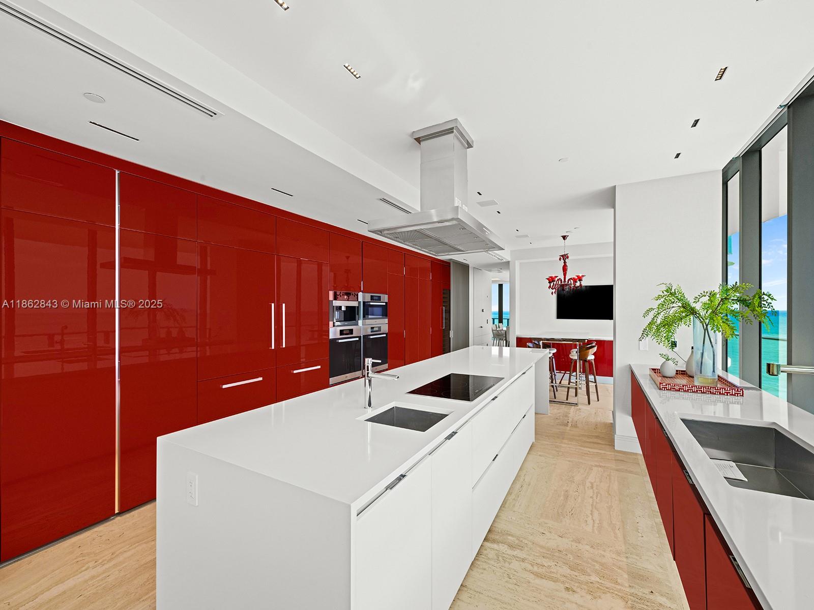 Ver detalles 9 4 / 6 4992 sq. ft. $ 2025-08-21 0 foto