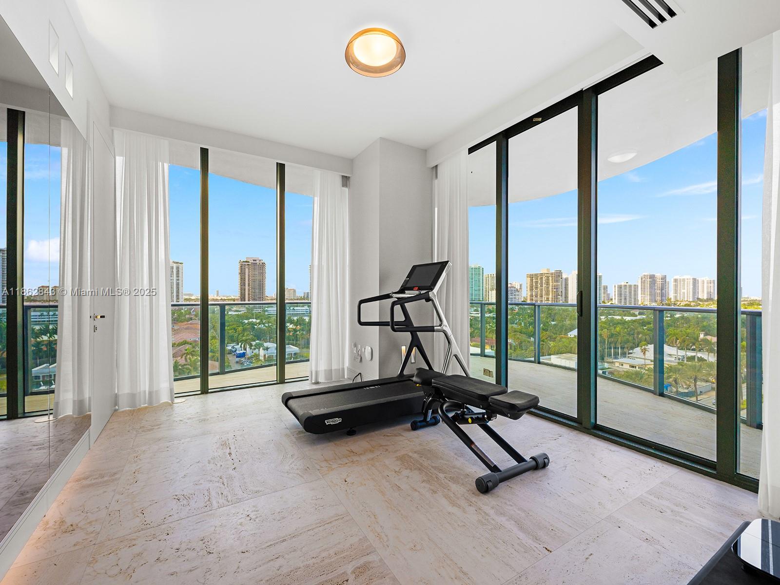 Ver detalles 9 4 / 6 4992 sq. ft. $ 2025-08-21 0 foto