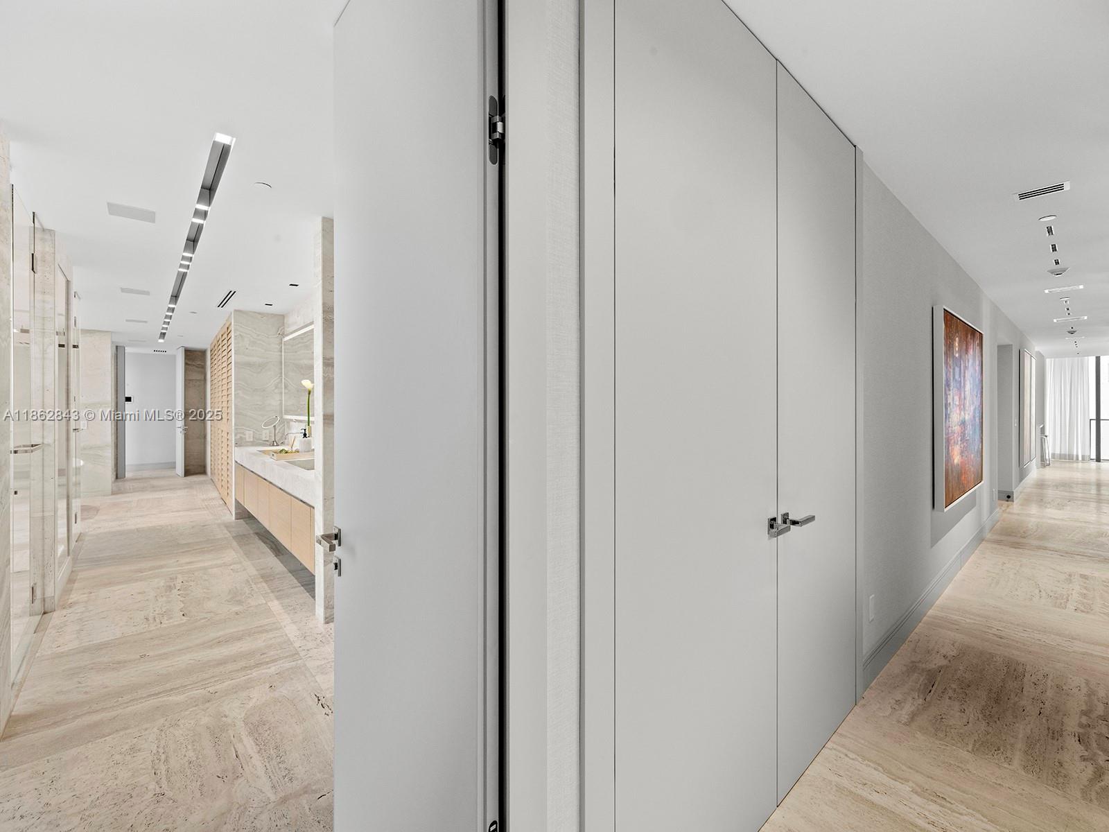 Ver detalles 9 4 / 6 4992 sq. ft. $ 2025-08-21 0 foto