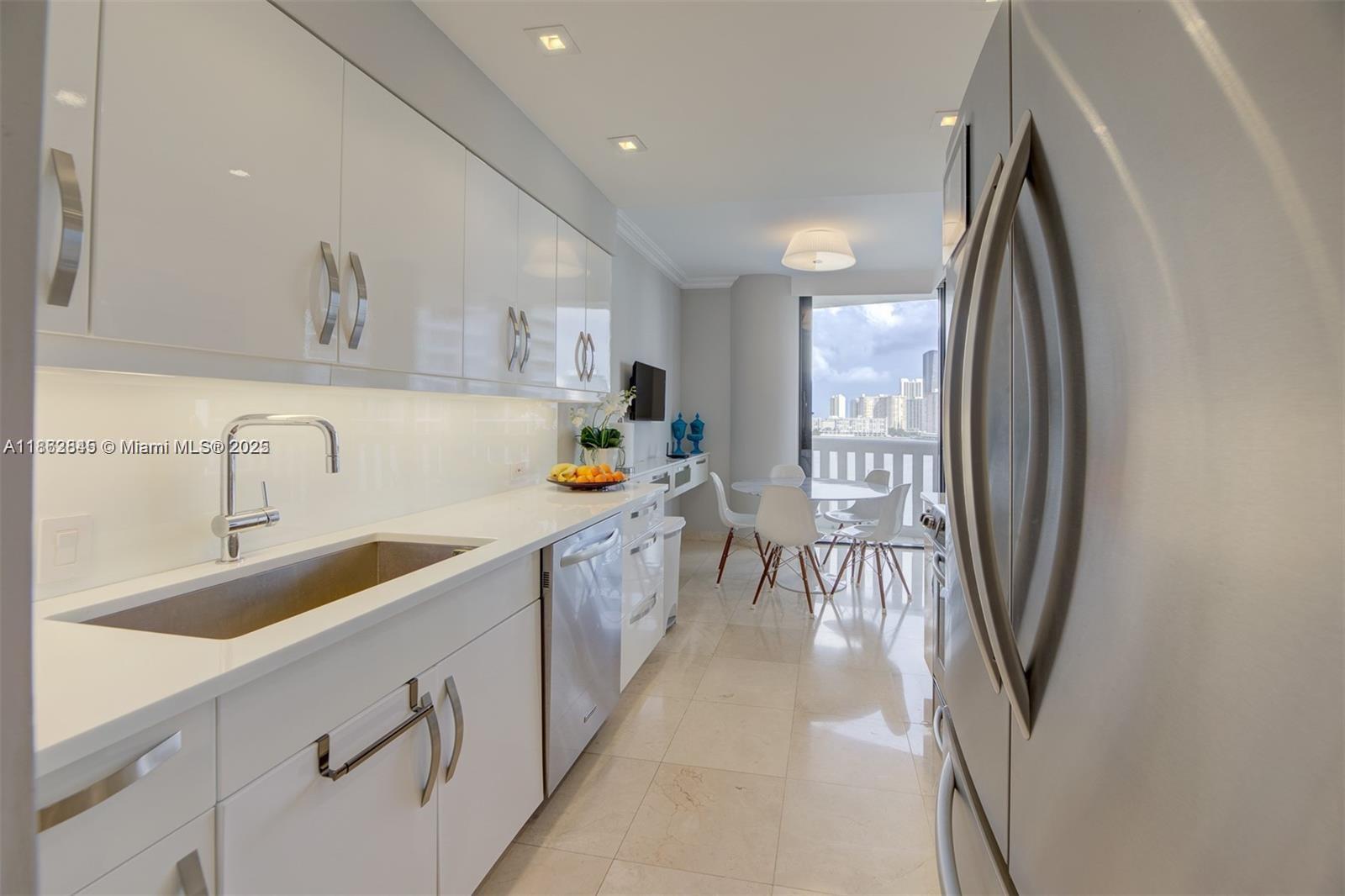 801 3 / 2 1690 sq. ft. $ 2025-08-21 0 Photo