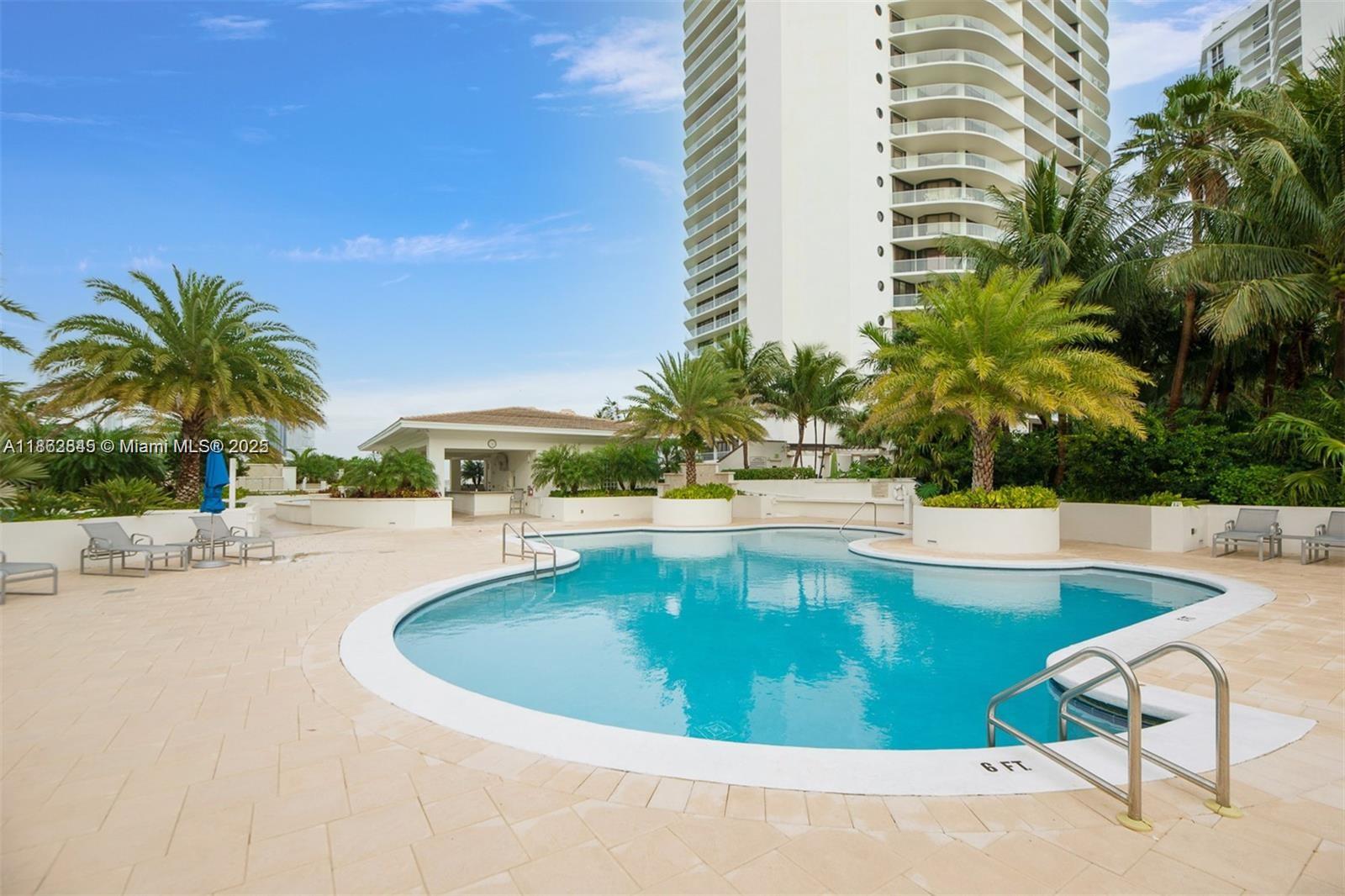 801 3 / 2 1690 sq. ft. $ 2025-08-21 0 Photo