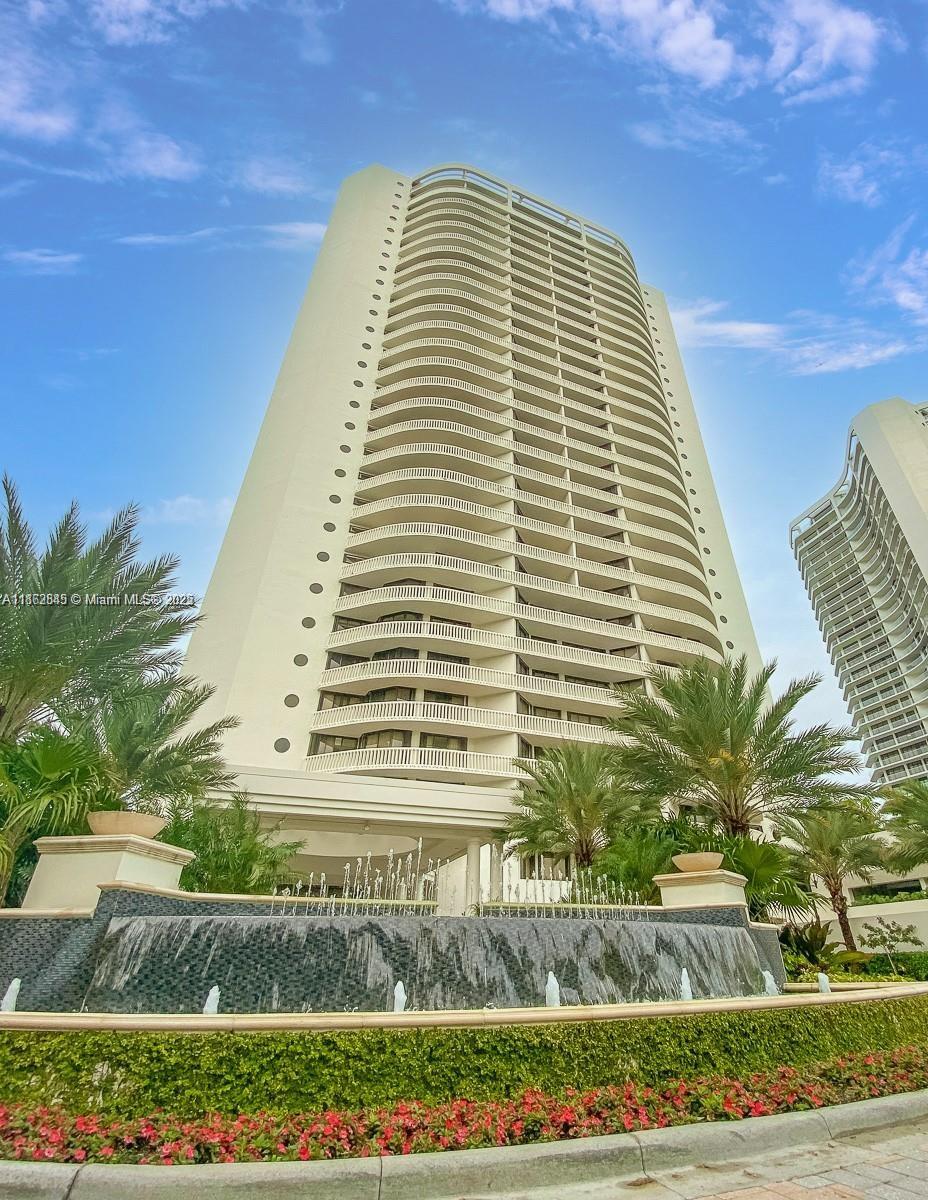801 3 / 2 1690 sq. ft. $ 2025-08-21 0 Photo