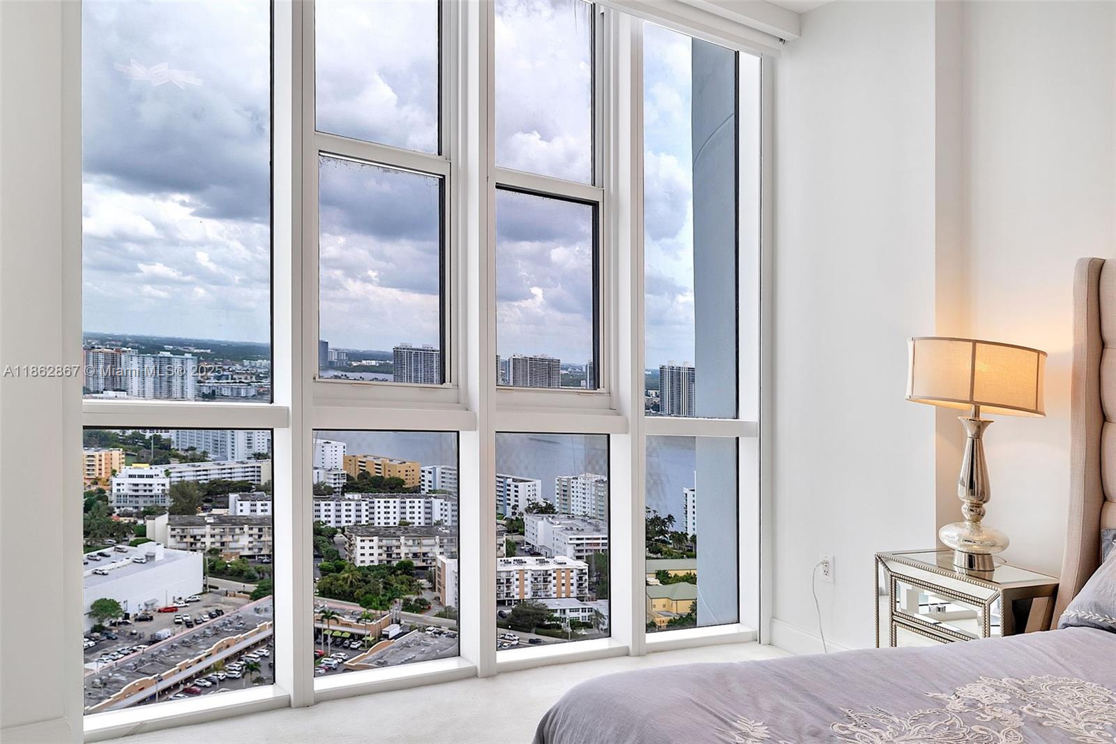 See details 4109A 2 / 2 1324 sq. ft. $ 2025-08-21 0 Photo