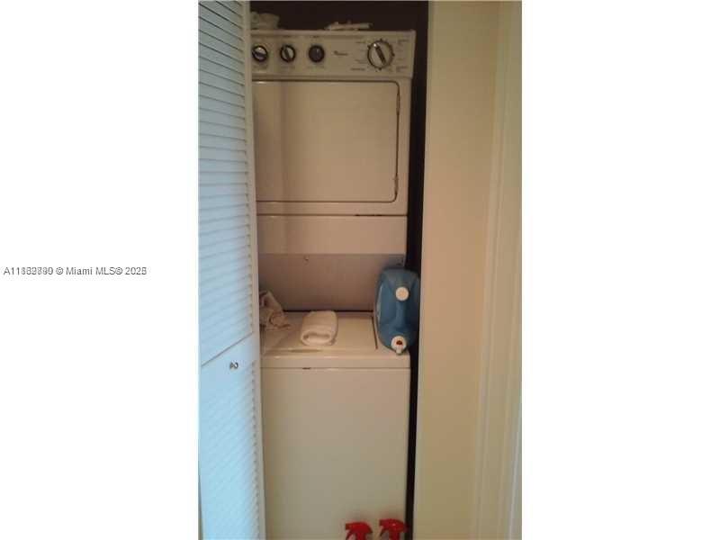 Photo of 2950 188th St  #304, Aventura, Florida, 33180 - 