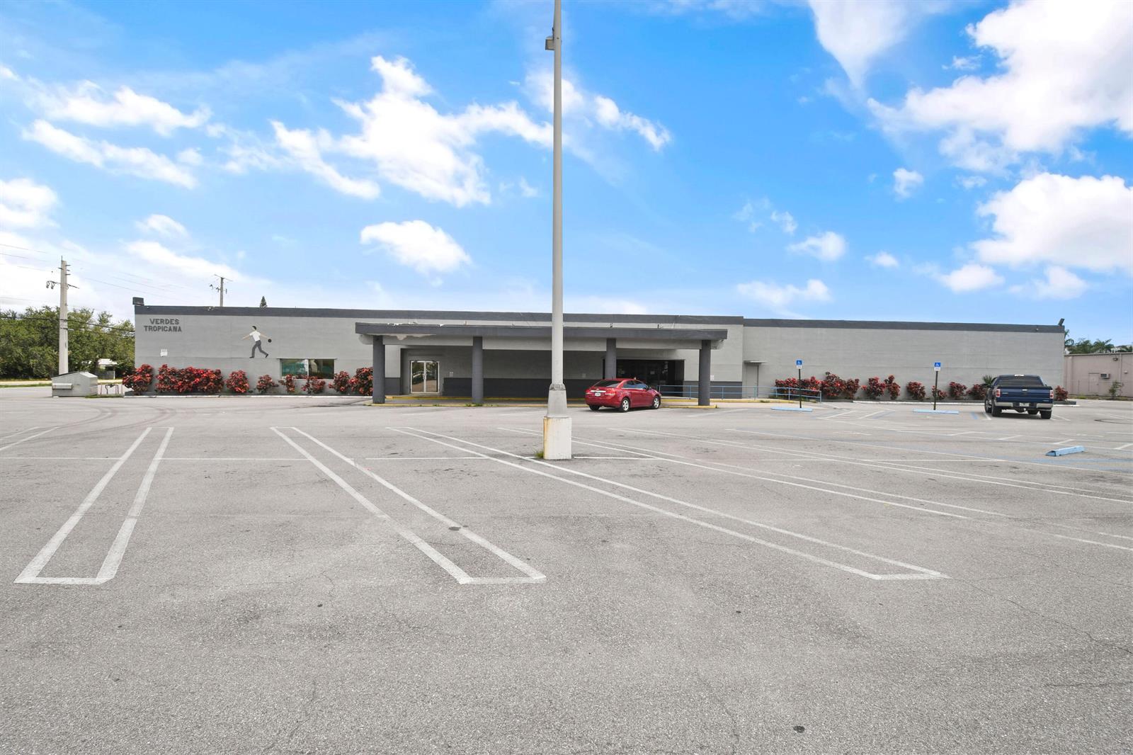   / 0  sq. ft. $ 2026-06-17 0 Photo