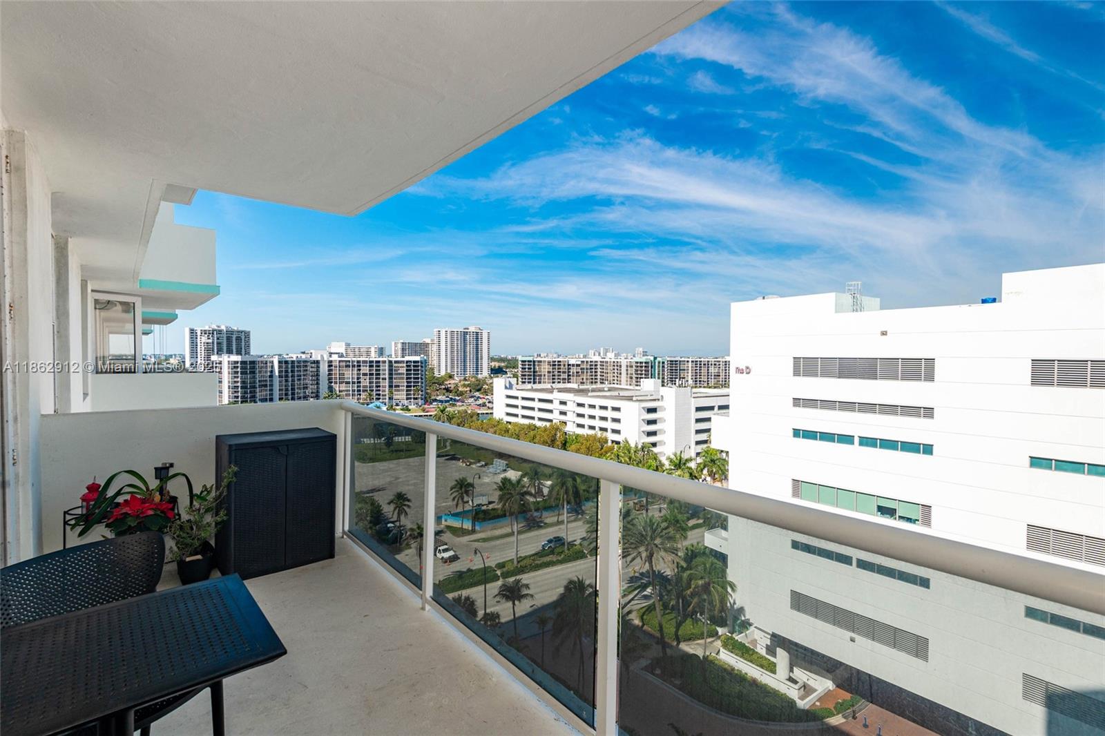 Photo of 3725 Ocean Dr  #1221, Hollywood, Florida, 33019 - 