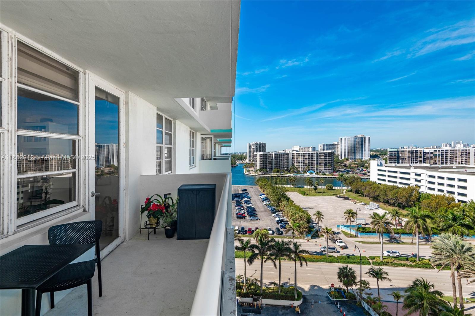 Photo of 3725 Ocean Dr  #1221, Hollywood, Florida, 33019 - 