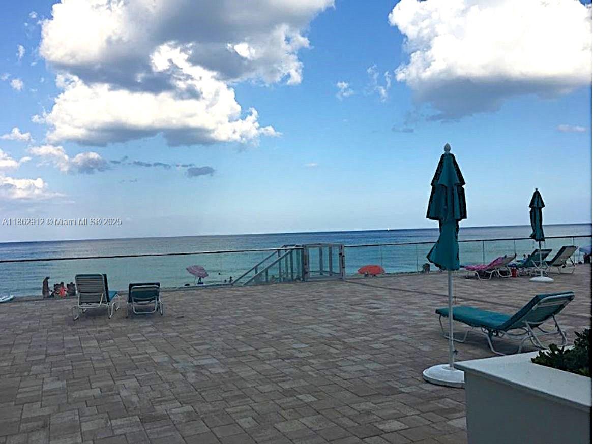Photo of 3725 Ocean Dr  #1221, Hollywood, Florida, 33019 - 