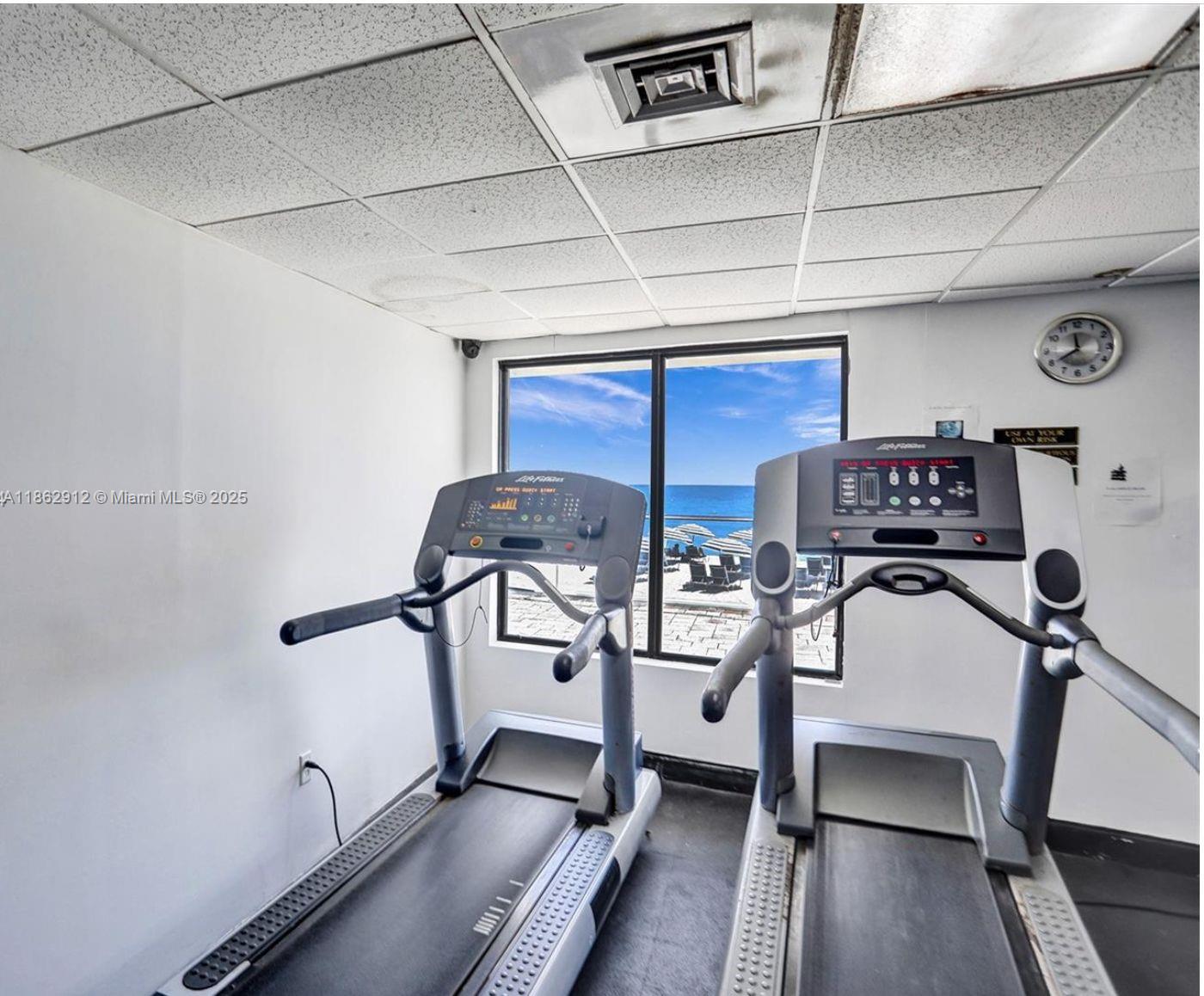 Photo of 3725 Ocean Dr  #1221, Hollywood, Florida, 33019 - 