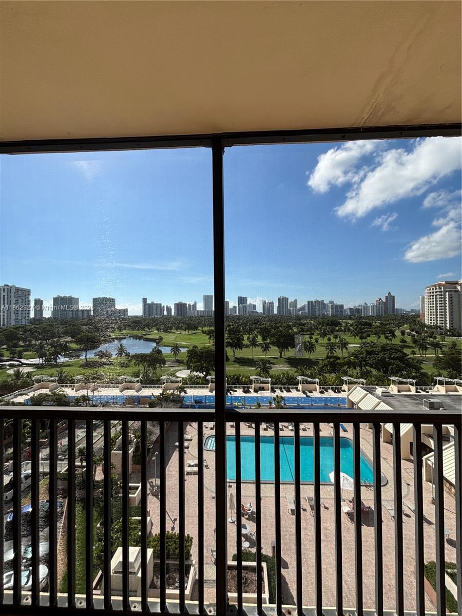 Photo of 20301 Country Club Dr  #1025, Aventura, Florida, 33180 - 