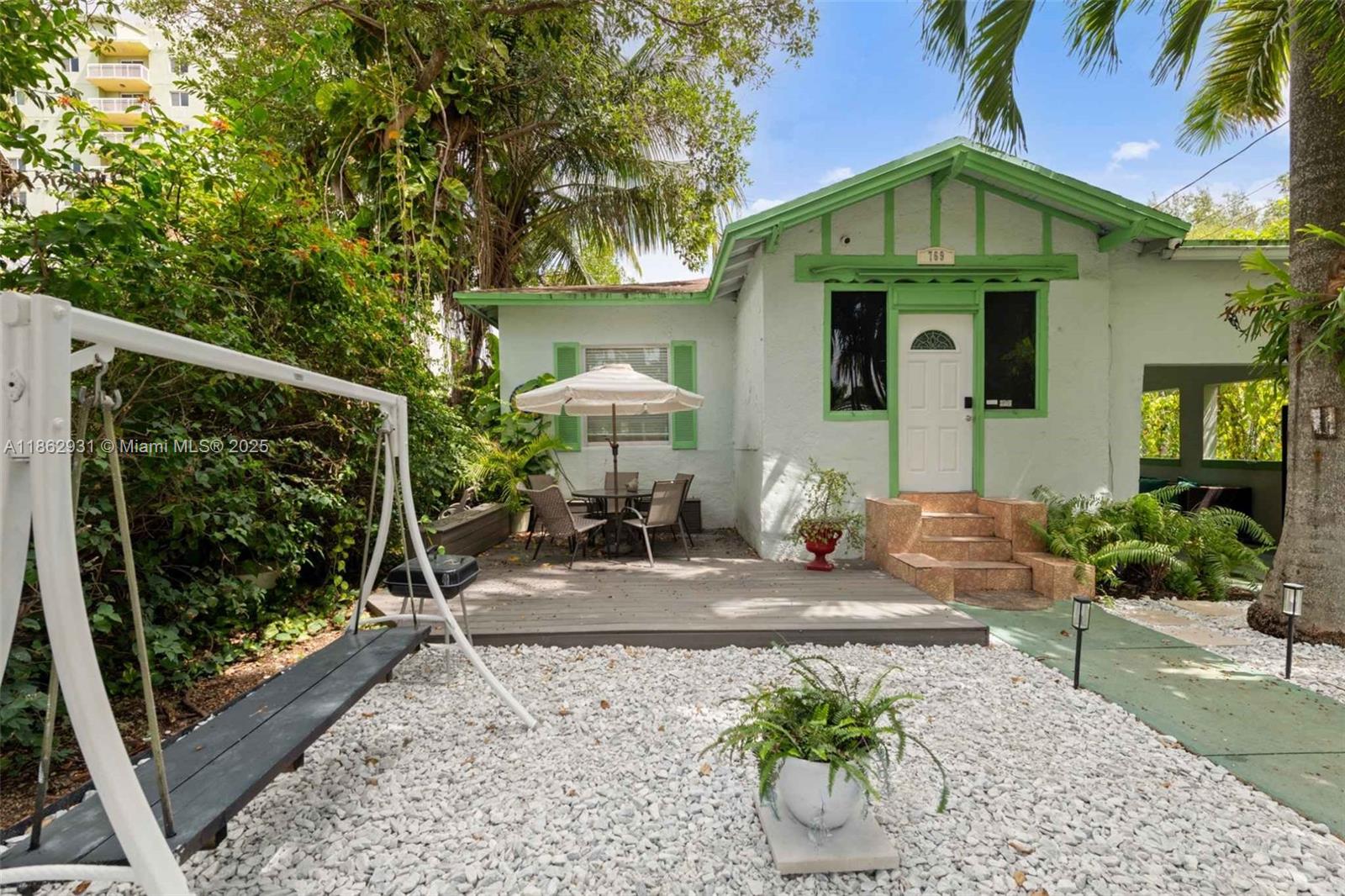 Ver detalles / 3378 sq. ft. $ 2025-08-21 0 foto