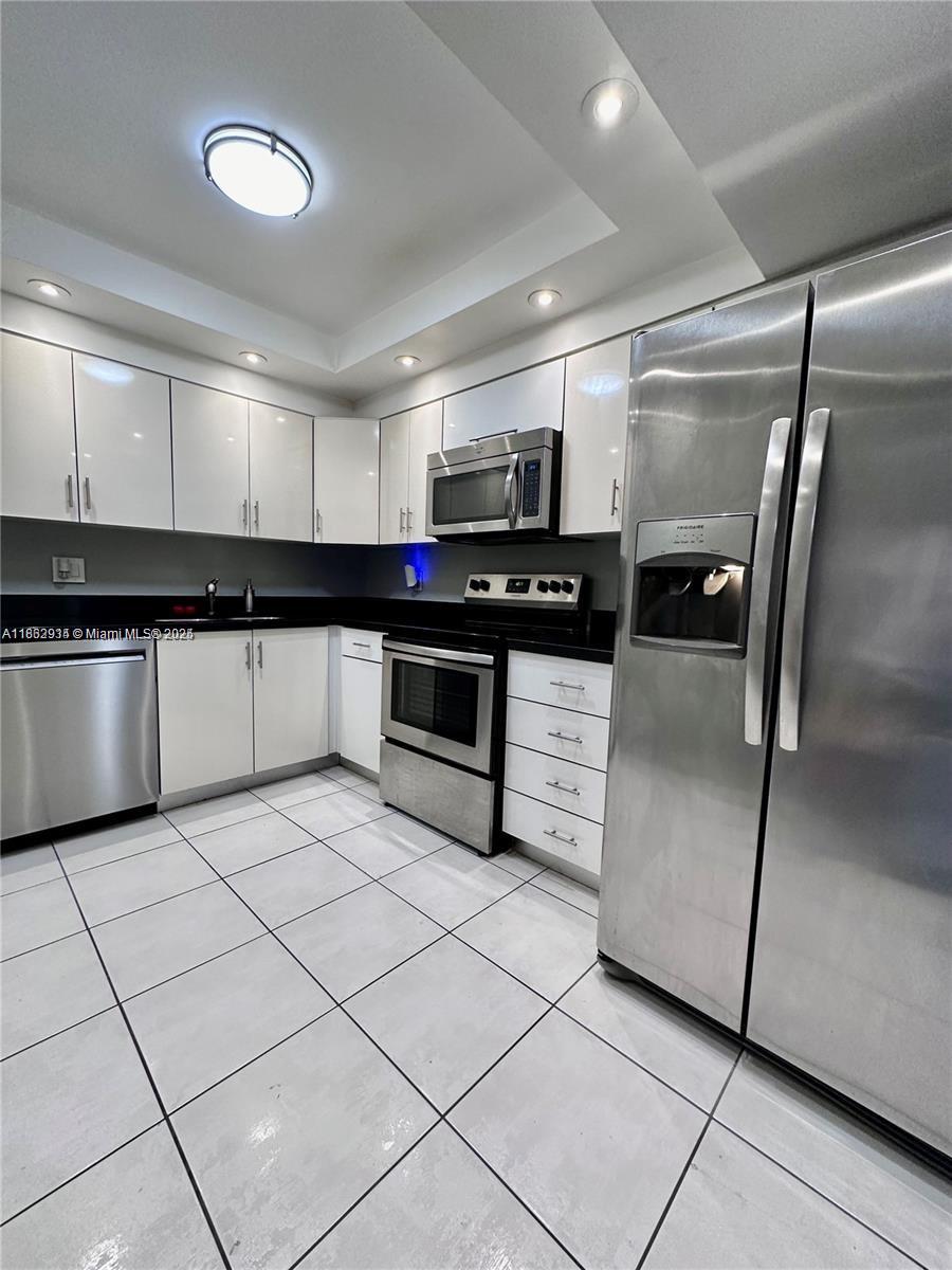 Photo of 2500 Parkview Dr  #1215, Hallandale Beach, Florida, 33009 - 