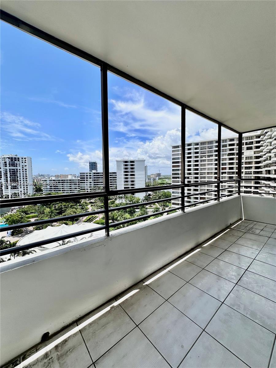 Photo of 2500 Parkview Dr #1215, Hallandale Beach, Florida, 33009 -