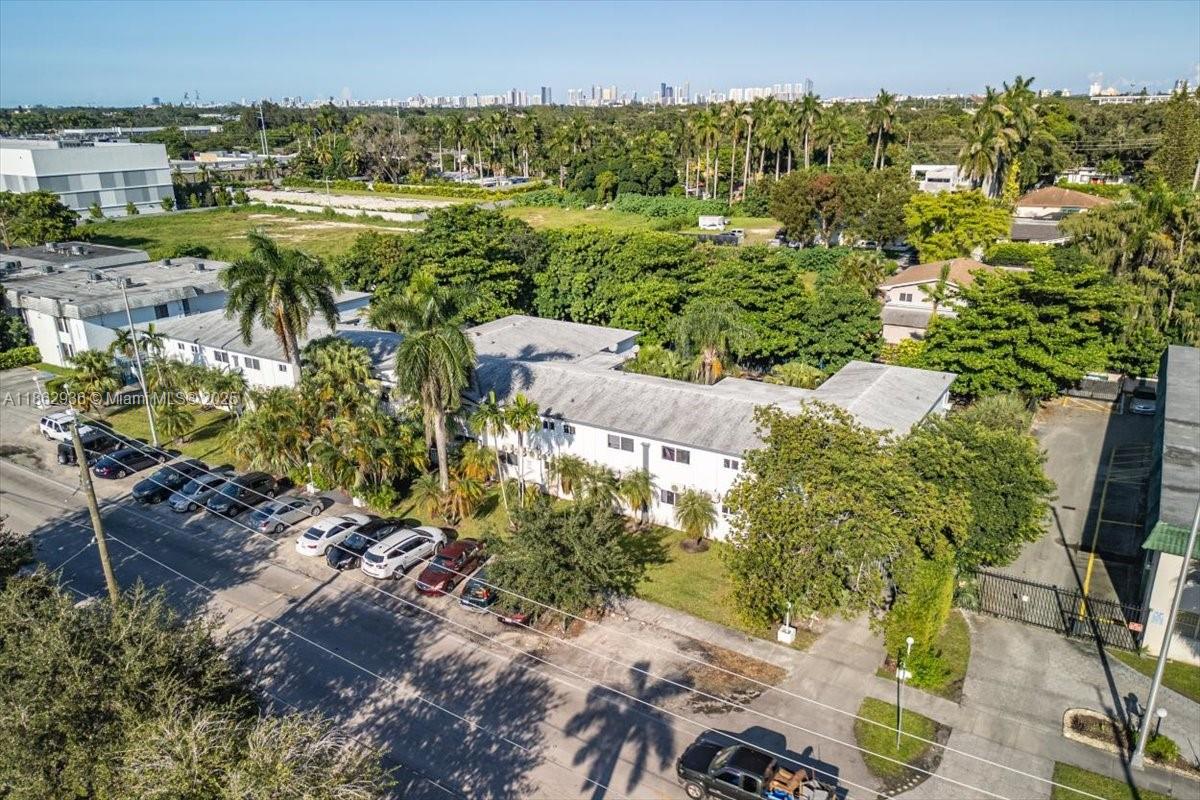 Ver detalles / 18576 sq. ft. $ 2025-08-21 0 foto
