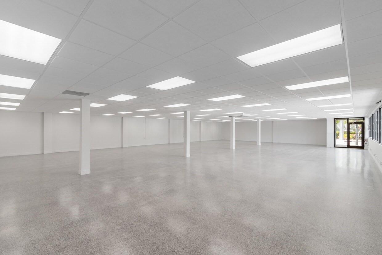 See details / 0 sq. ft. $ 2025-11-20 0 Photo