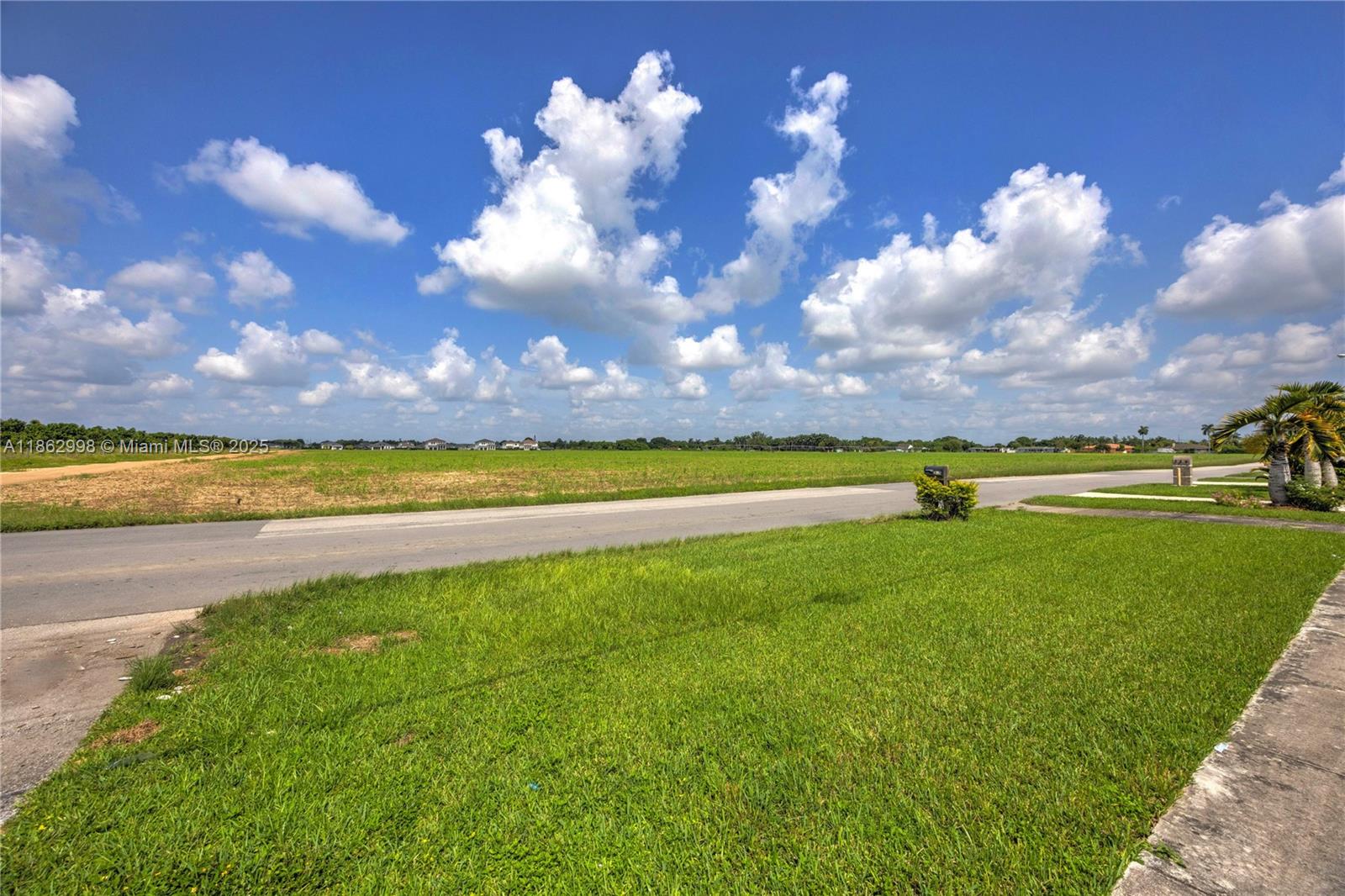 345 3 / 2 1250 sq. ft. $ 2025-09-04 0 Photo