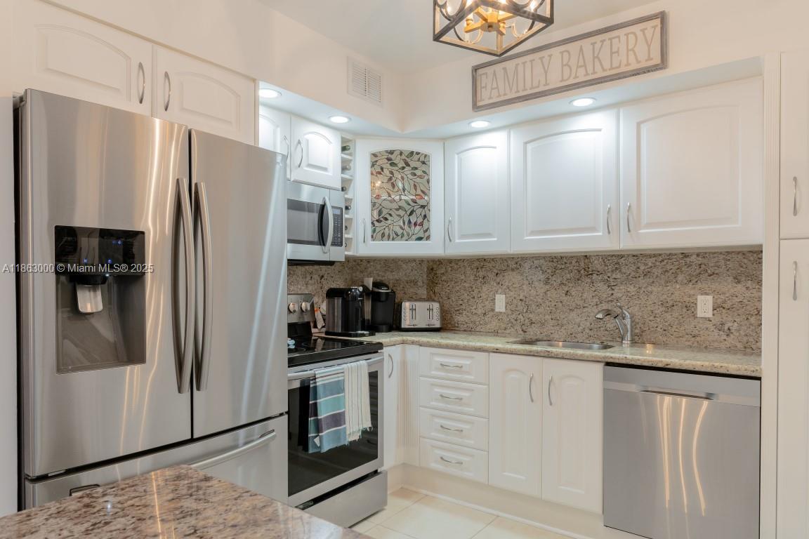 15G 2 / 2 1240 sq. ft. $ 2025-08-21 0 Photo