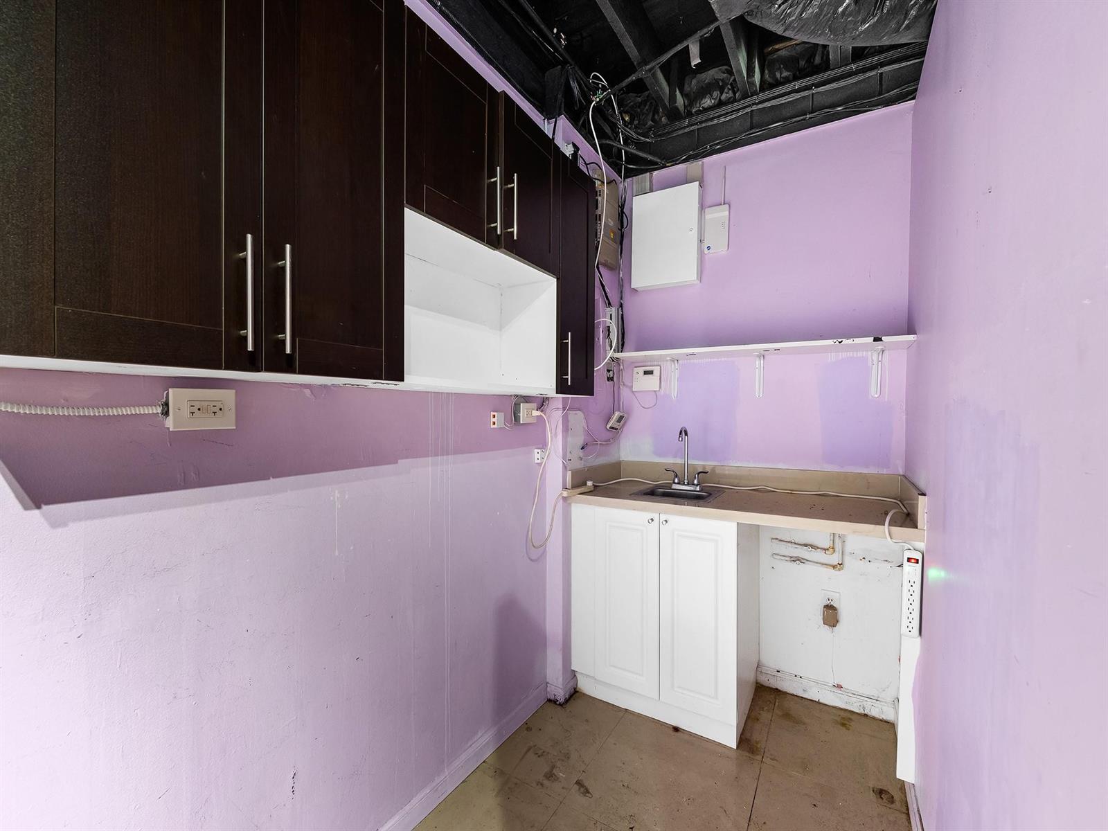 See details 2217 / 0 sq. ft. $ 2026-06-15 0 Photo