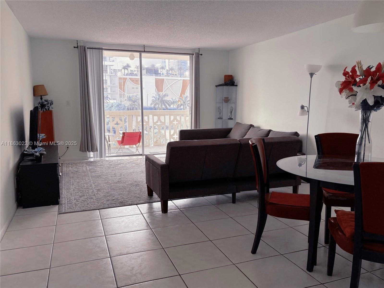 Photo of 1817 Ocean Dr #419, Hallandale Beach, Florida, 33009 -