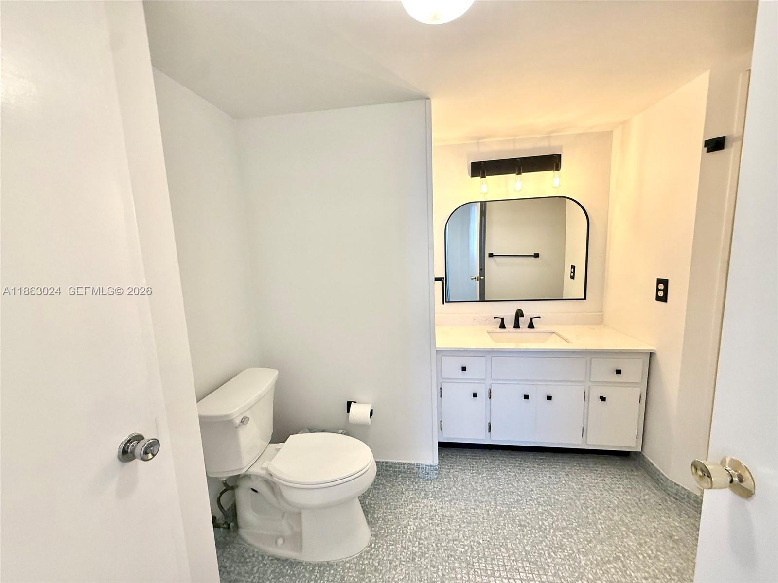 Ver detalles 626E 2 / 2 1140 sq. ft. $ 2026-05-05 0 foto