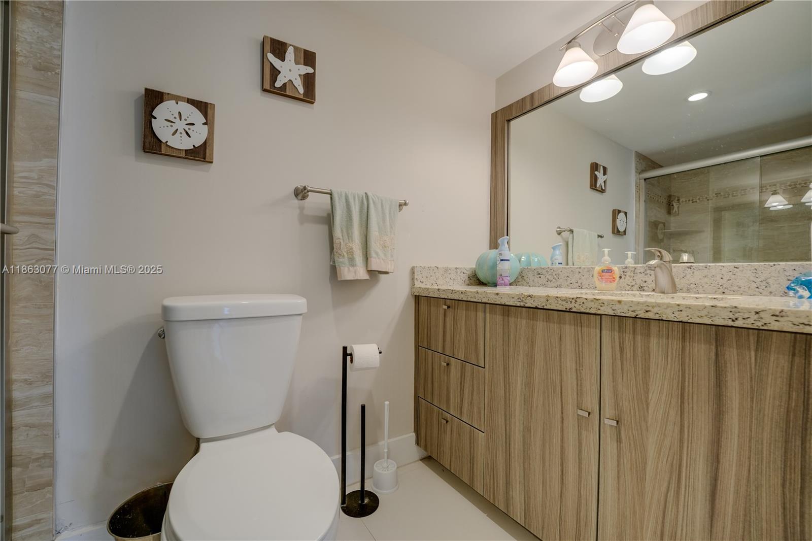 Photo of 1817 Ocean Dr  #515, Hallandale Beach, Florida, 33009 - Second Bathroom