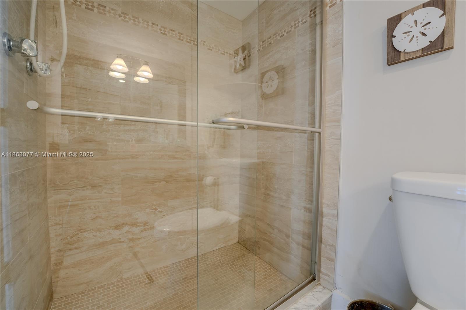 Photo of 1817 Ocean Dr  #515, Hallandale Beach, Florida, 33009 - Hall bath