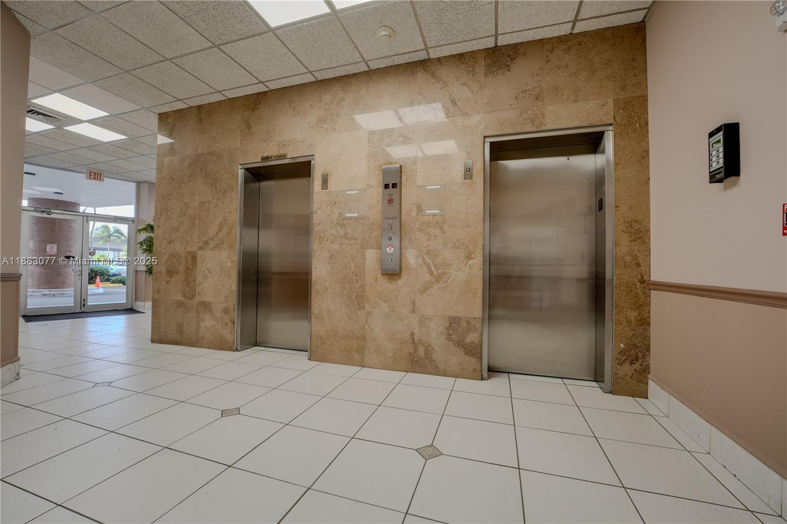 Photo of 1817 Ocean Dr  #515, Hallandale Beach, Florida, 33009 - Elevator