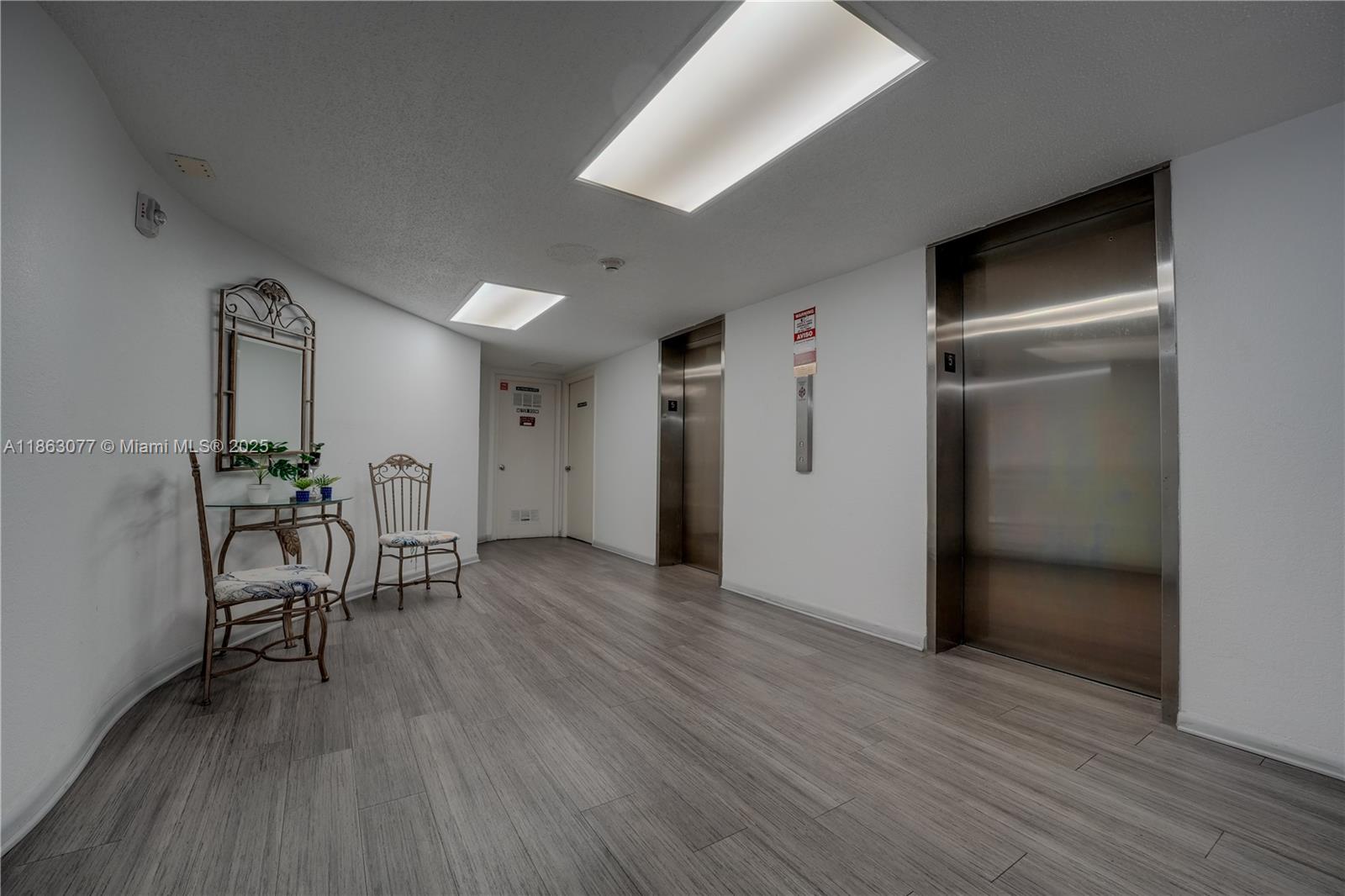 Photo of 1817 Ocean Dr  #515, Hallandale Beach, Florida, 33009 - Elevator