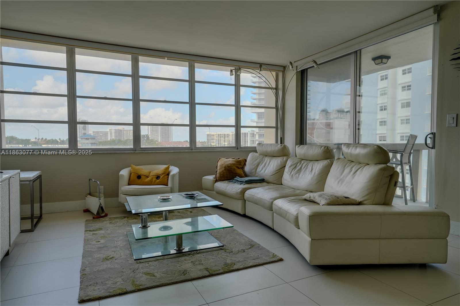 Photo of 1817 Ocean Dr  #515, Hallandale Beach, Florida, 33009 - Living Room