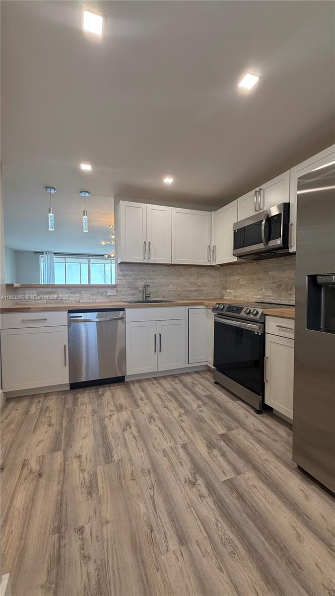 725-4 2 / 2 1317 sq. ft. $ 2025-09-05 0 Photo