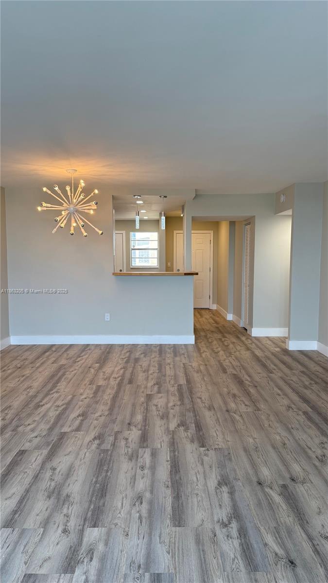 725-4 2 / 2 1317 sq. ft. $ 2025-09-05 0 Photo