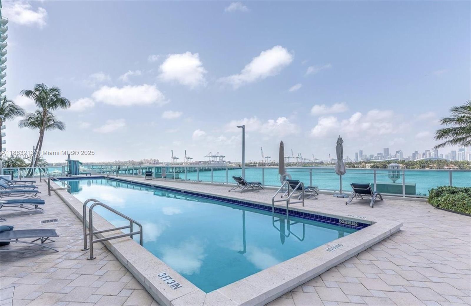 See details 2305 1 / 1 746 sq. ft. $ 2025-08-21 0 Photo