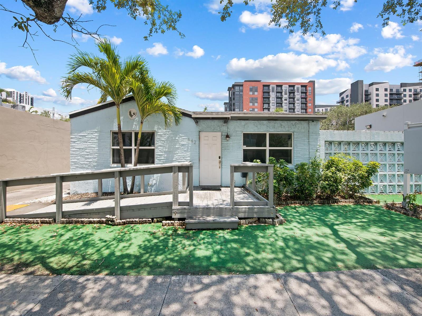   / 0  sq. ft. $ 2026-06-15 0 Photo