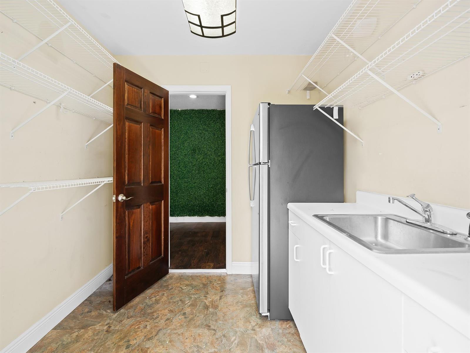   / 0  sq. ft. $ 2026-06-15 0 Photo