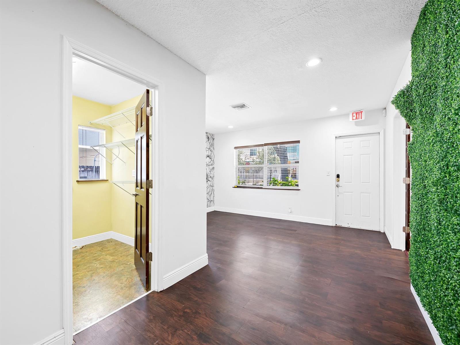   / 0  sq. ft. $ 2026-06-15 0 Photo