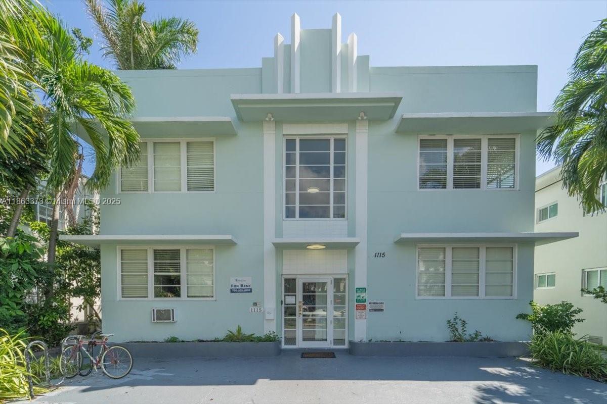 See details / 8860 sq. ft. $ 2025-08-21 0 Photo