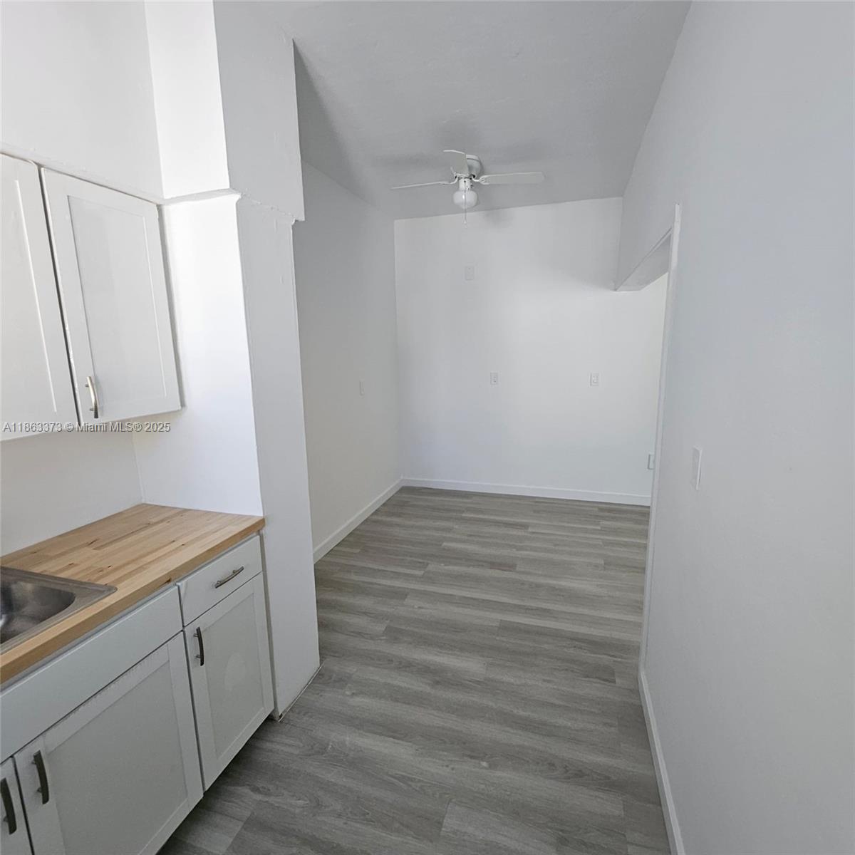 See details / 8860 sq. ft. $ 2025-08-21 0 Photo