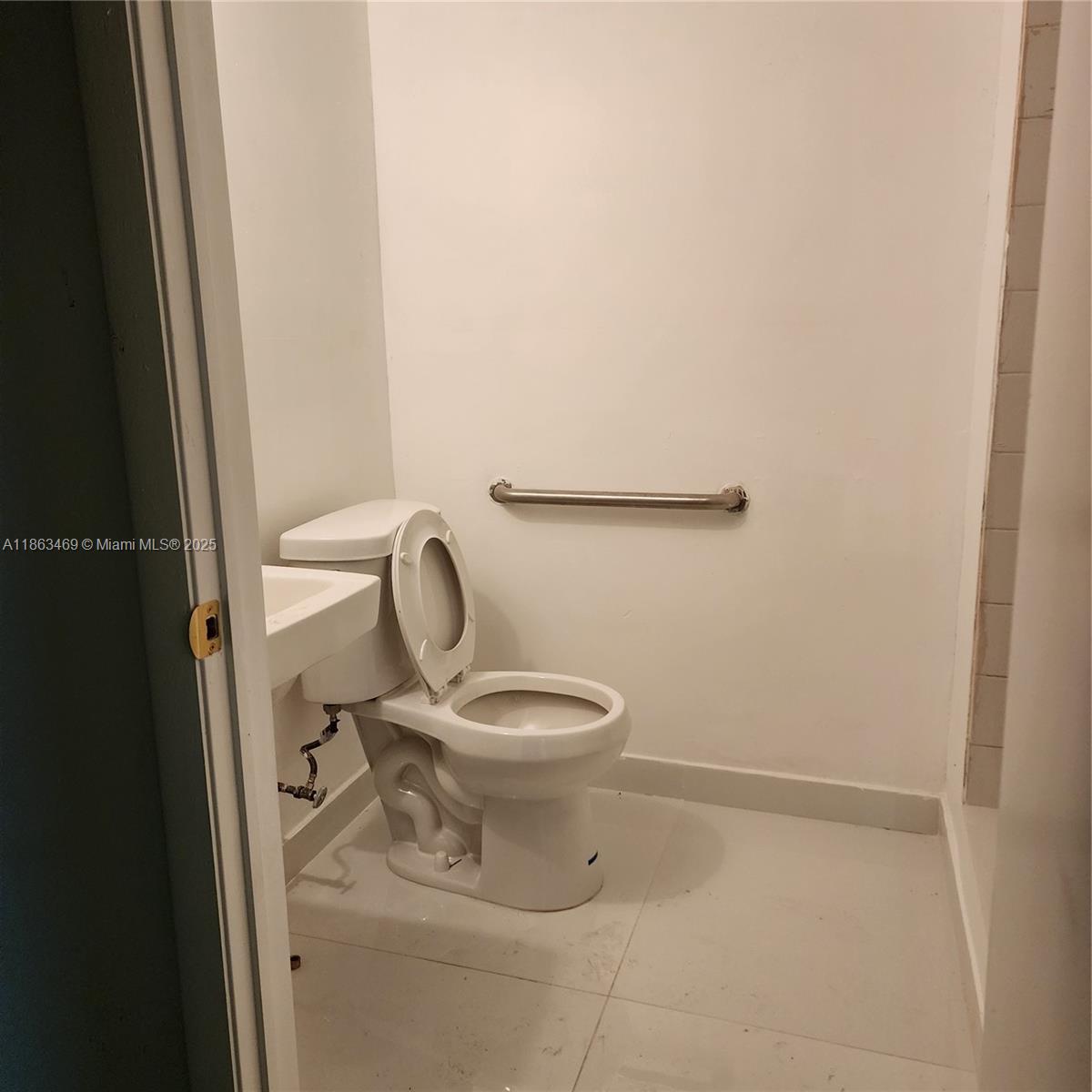 See details B10 / sq. ft. $ 2025-08-21 0 Photo
