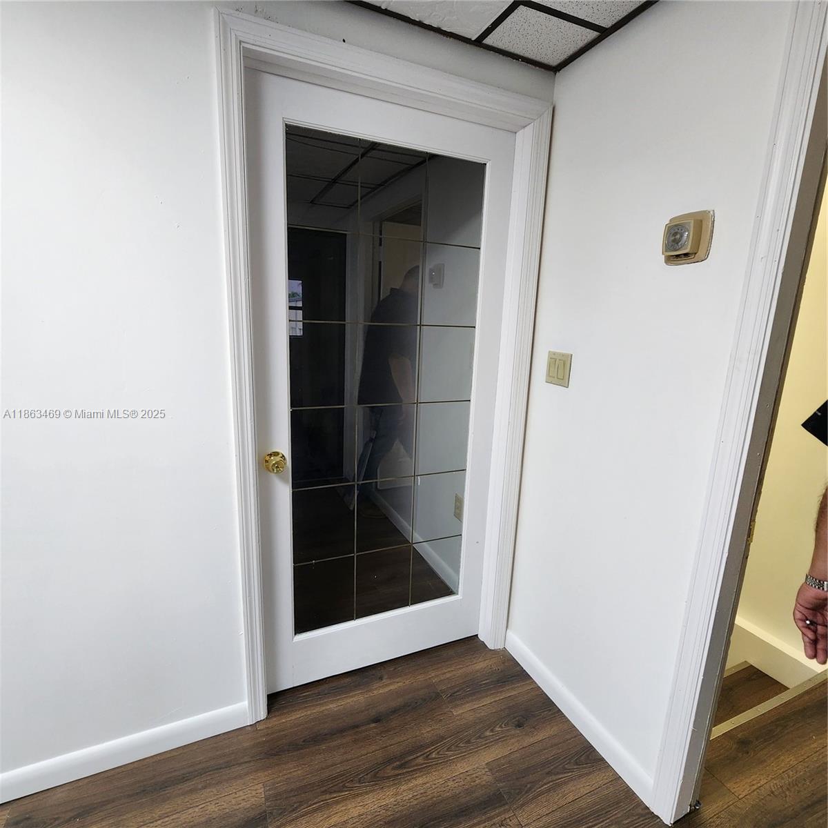 See details B10 / sq. ft. $ 2025-08-21 0 Photo