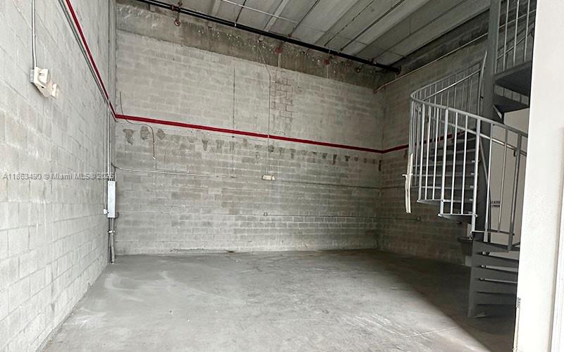 Ver detalles 17 / sq. ft. $ 2025-08-21 0 foto