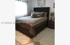 See details 32 / sq. ft. $ 2025-08-23 0 Photo