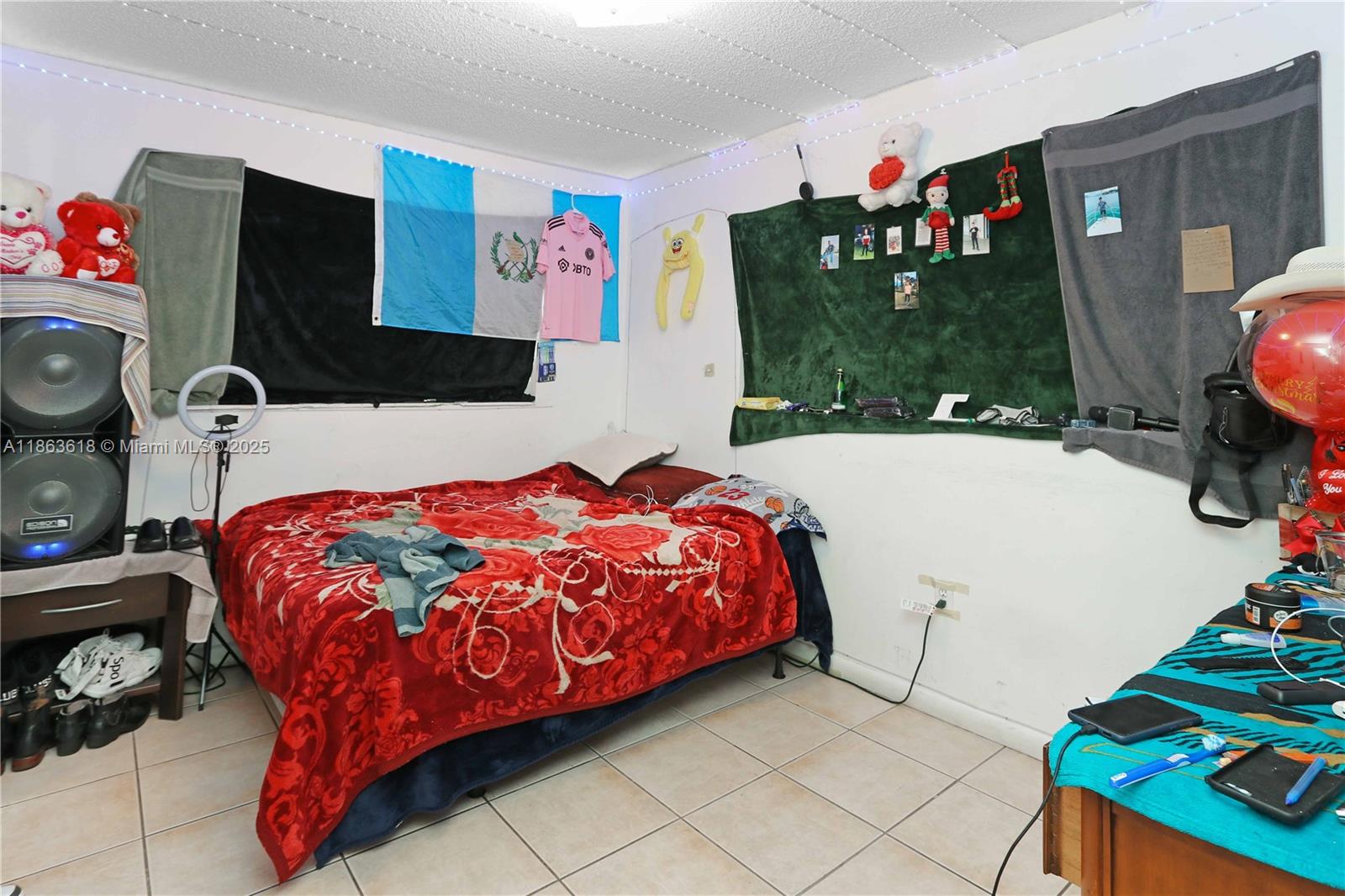 See details / 2100 sq. ft. $ 2025-08-22 0 Photo
