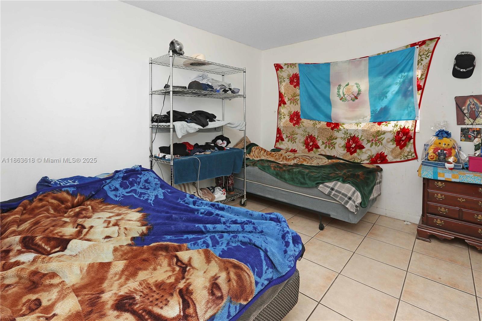 See details / 2100 sq. ft. $ 2025-08-22 0 Photo