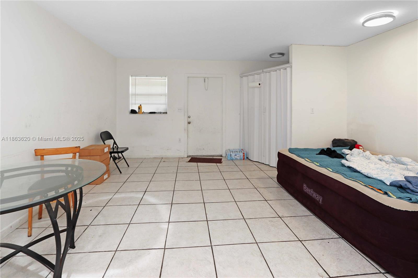 See details / 2100 sq. ft. $ 2025-08-22 0 Photo